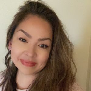 Meet your Posher, Darraine